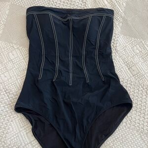 Gottex Black Strapless One-Piece Swimsuit with Contrast Stitching size 16